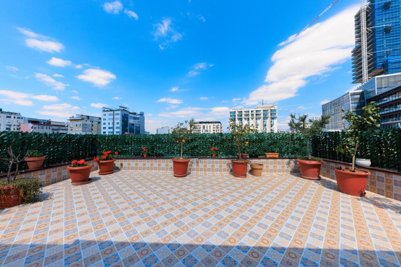 Syncron Centre Skyline Rooftop Tirana Apartments Kültér fotó